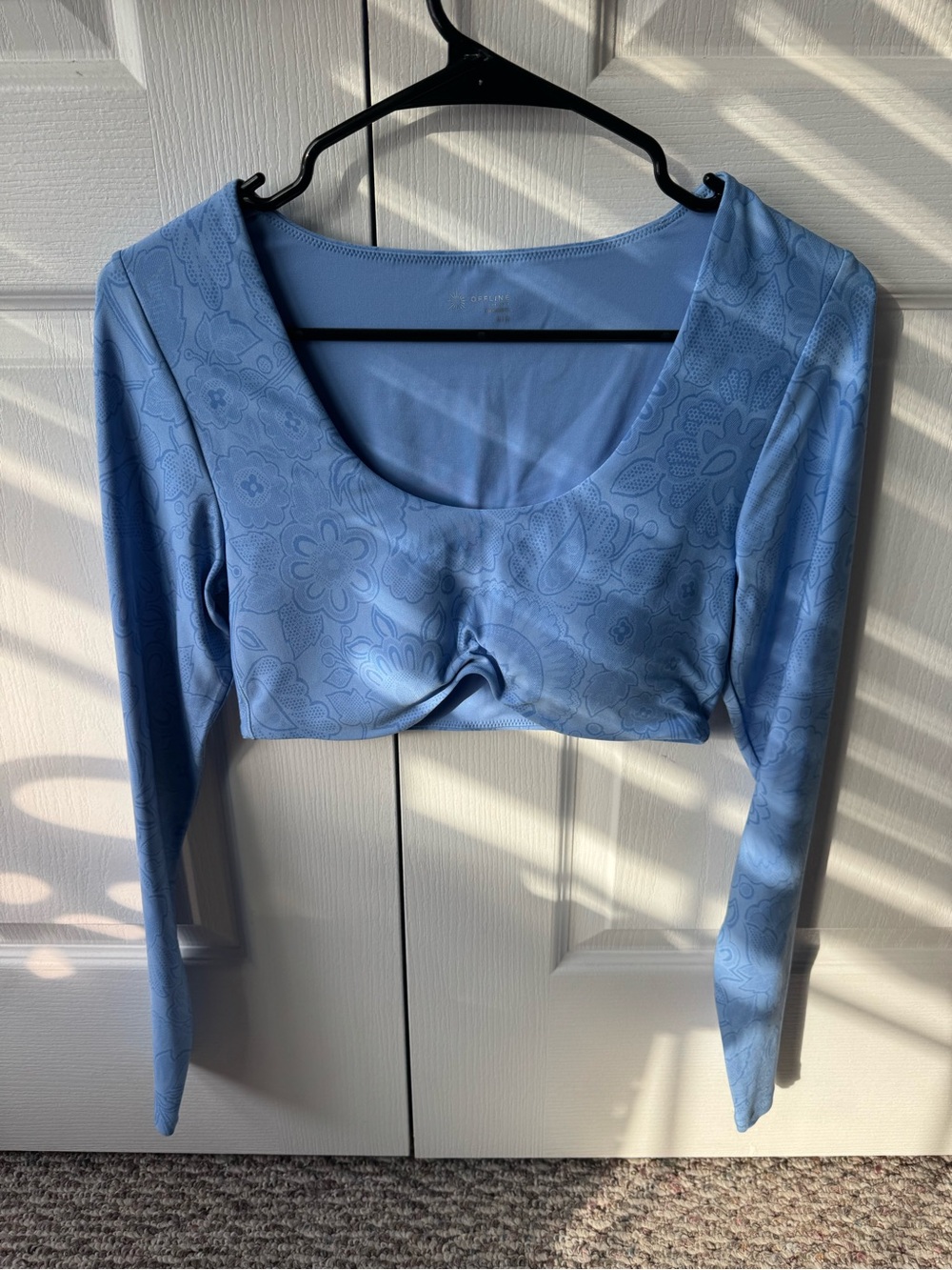 Offline by Aerie Long-Sleeve Scoop Neck Crop Top